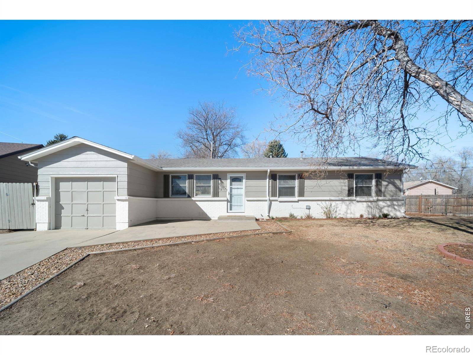 1217 Hunter CT, Longmont, CO 80501