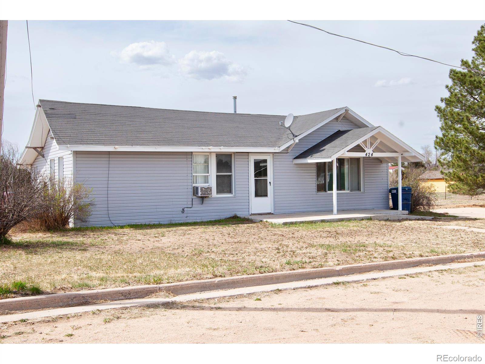 424 S Lincoln AVE, Fleming, CO 80728