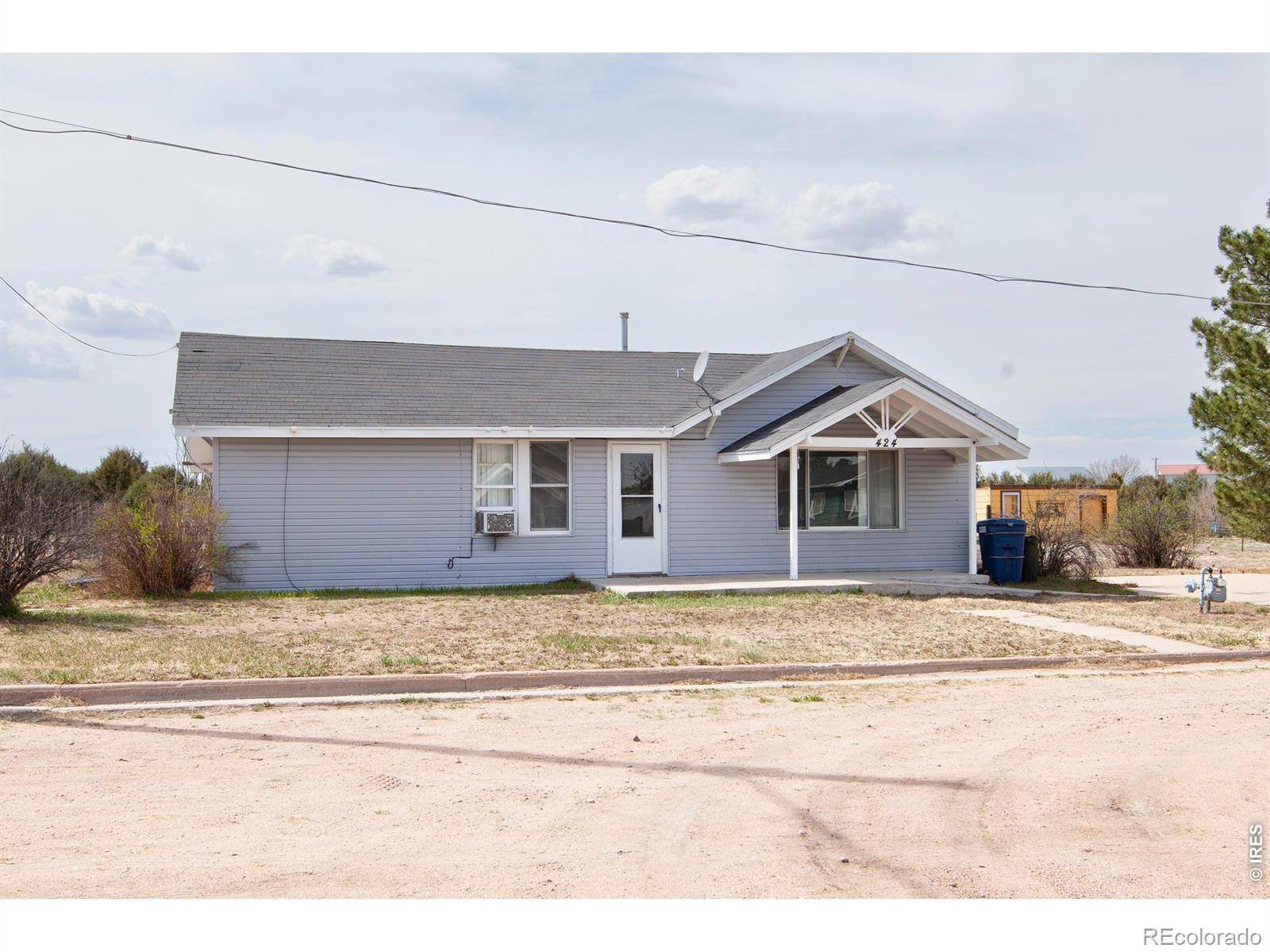424 S Lincoln AVE, Fleming, CO 80728