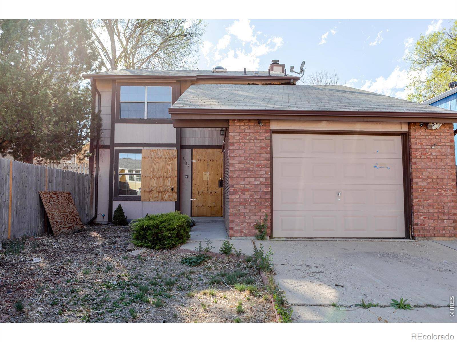 1345 Dogwood LN, Longmont, CO 80501