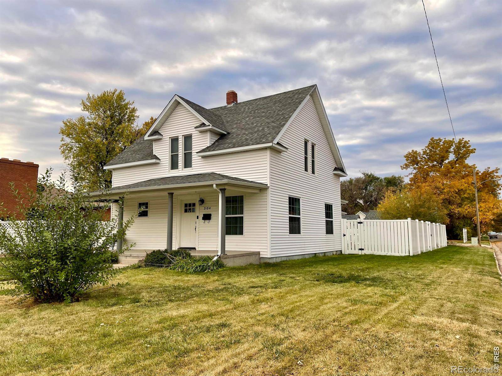 304 S High School AVE, Holyoke, CO 80734