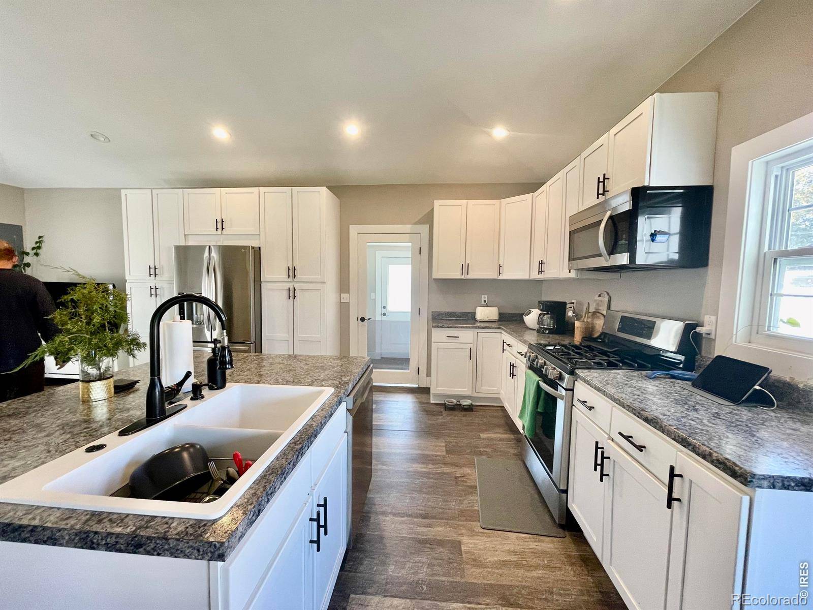 304 S High School AVE, Holyoke, CO 80734