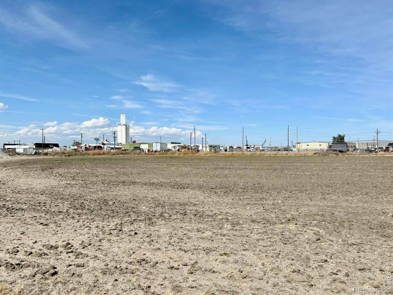 321 Jacks LN, Sterling, CO 80751