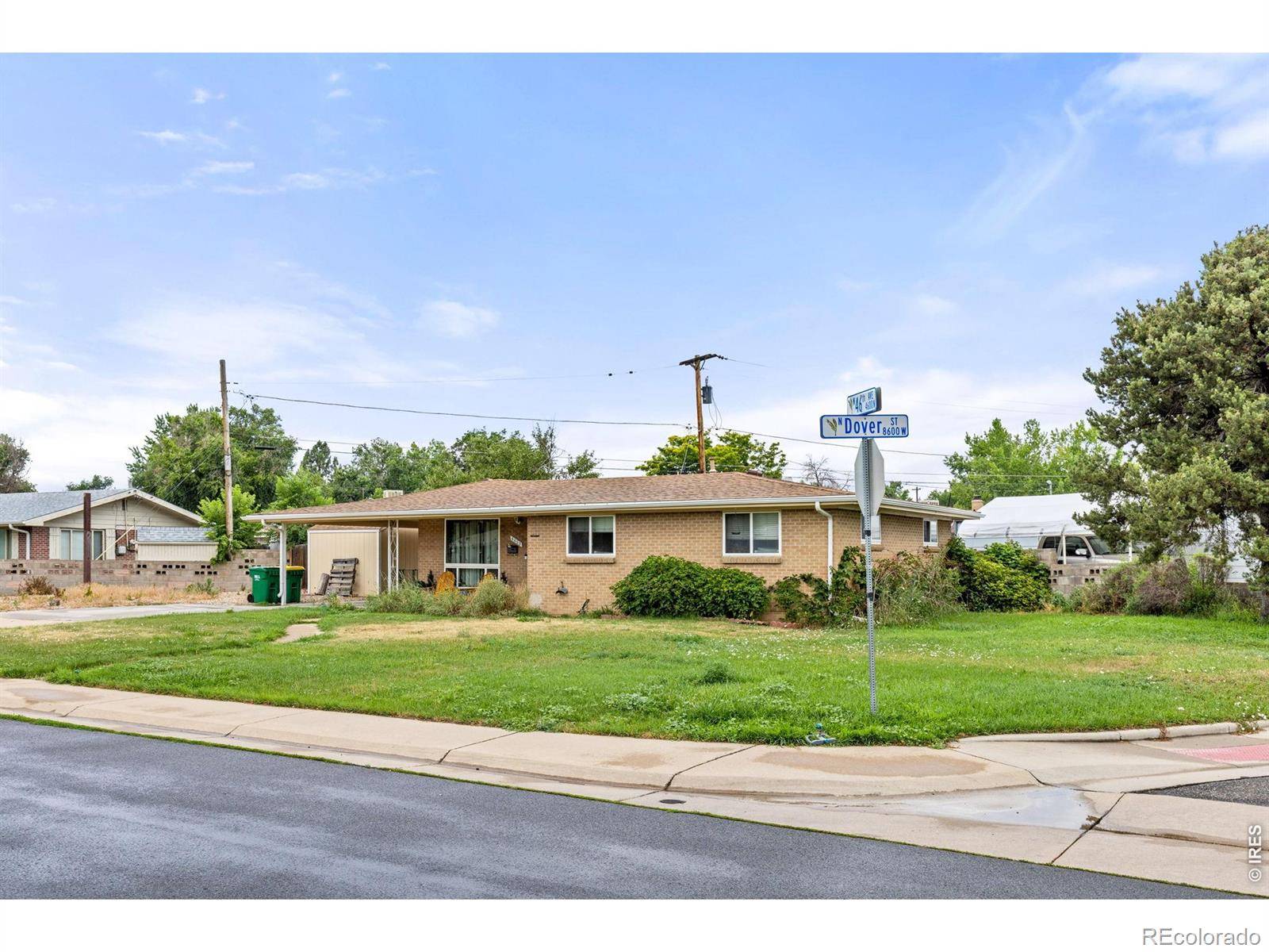 4653 Dover ST, Wheat Ridge, CO 80033