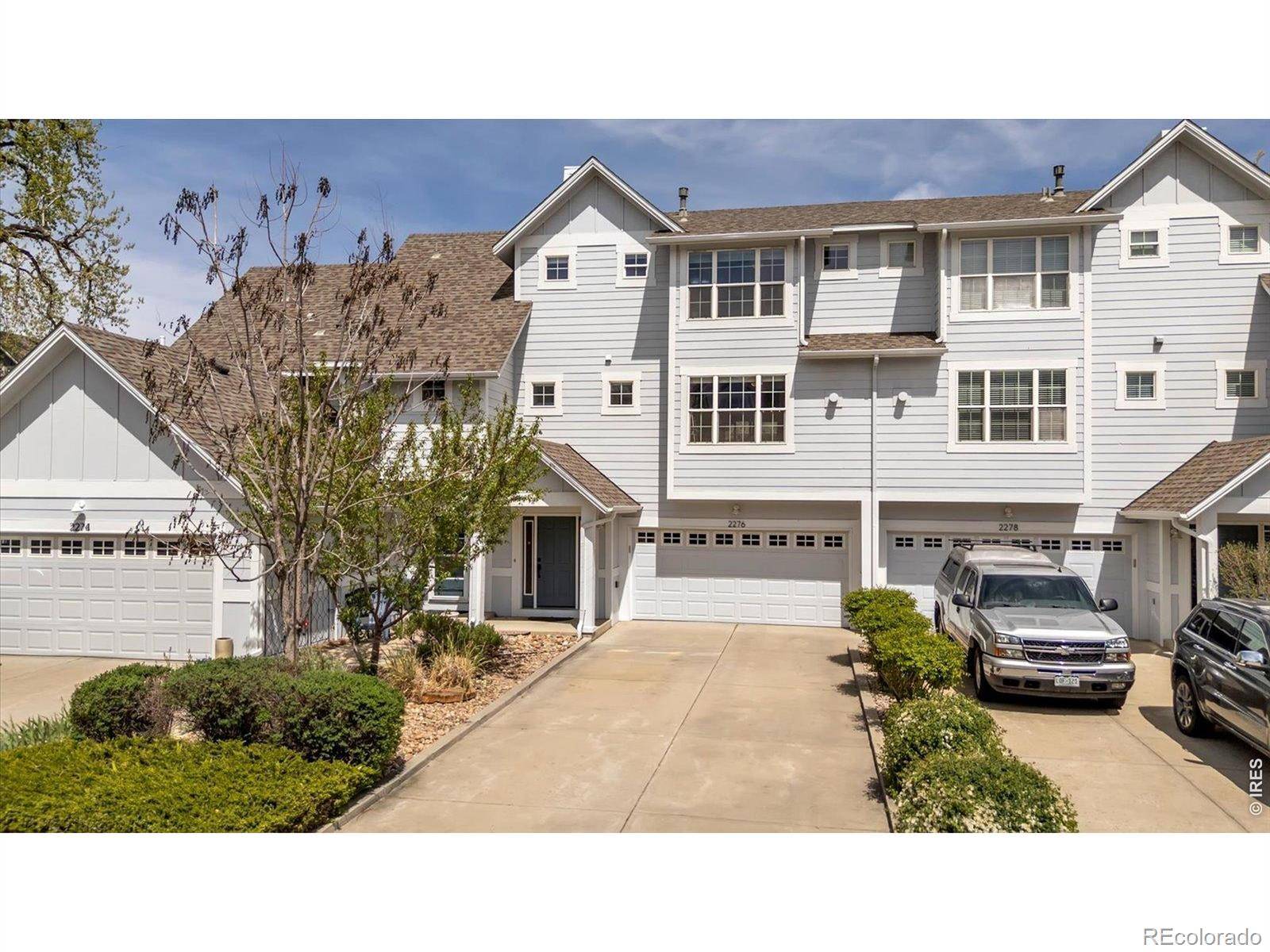 2276 Watersong CIR, Longmont, CO 80504