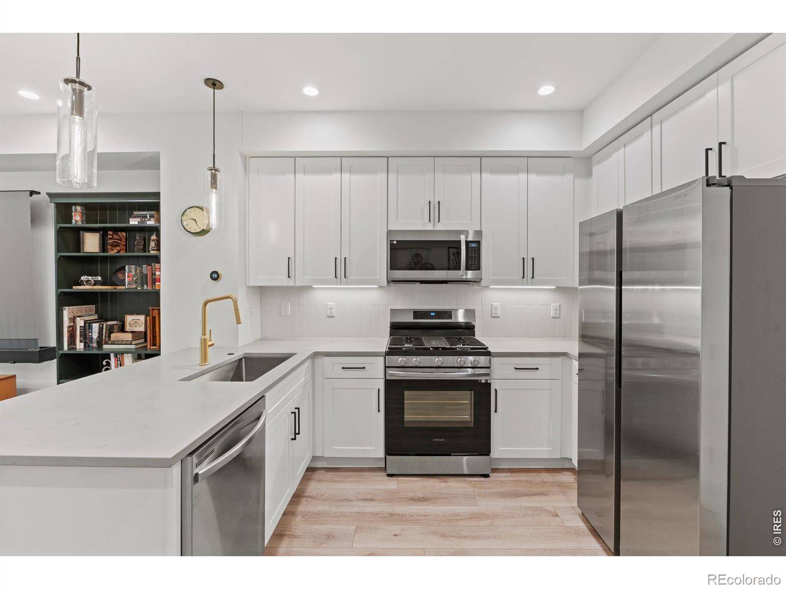 2016 W 46th AVE, Denver, CO 80211