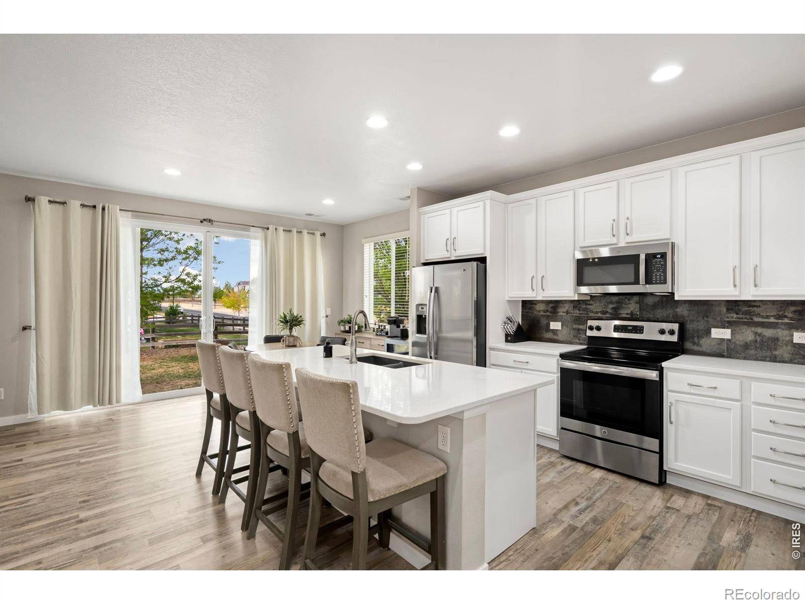 398 Chipman DR, Windsor, CO 80550