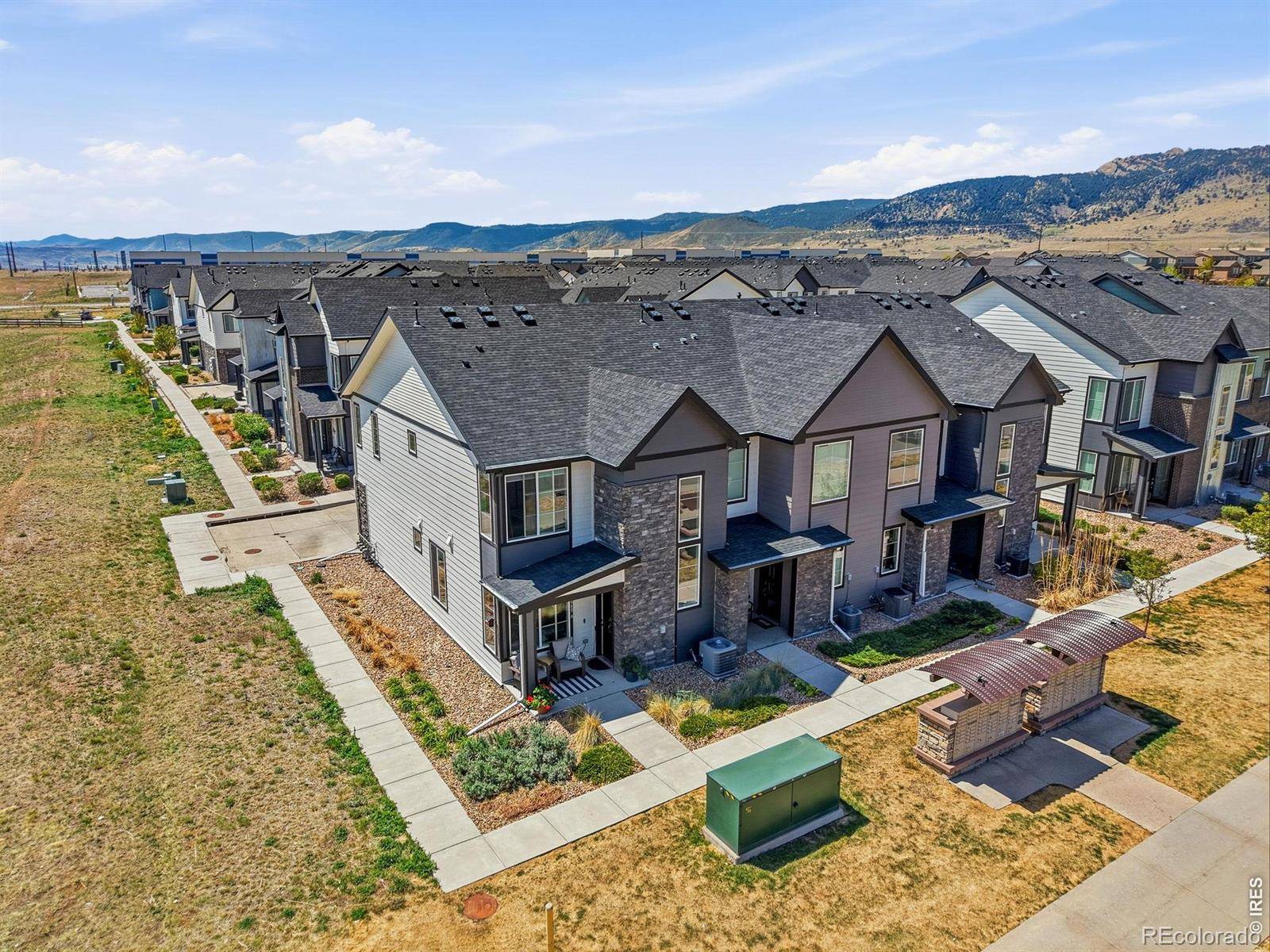 19589 W 93rd DR #A, Arvada, CO 80007