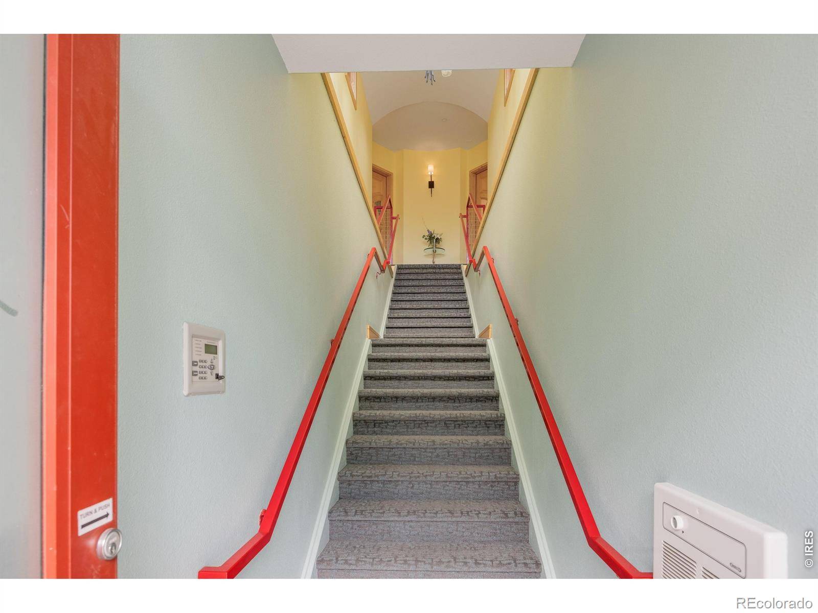 2034 Pearl ST #200, Boulder, CO 80302