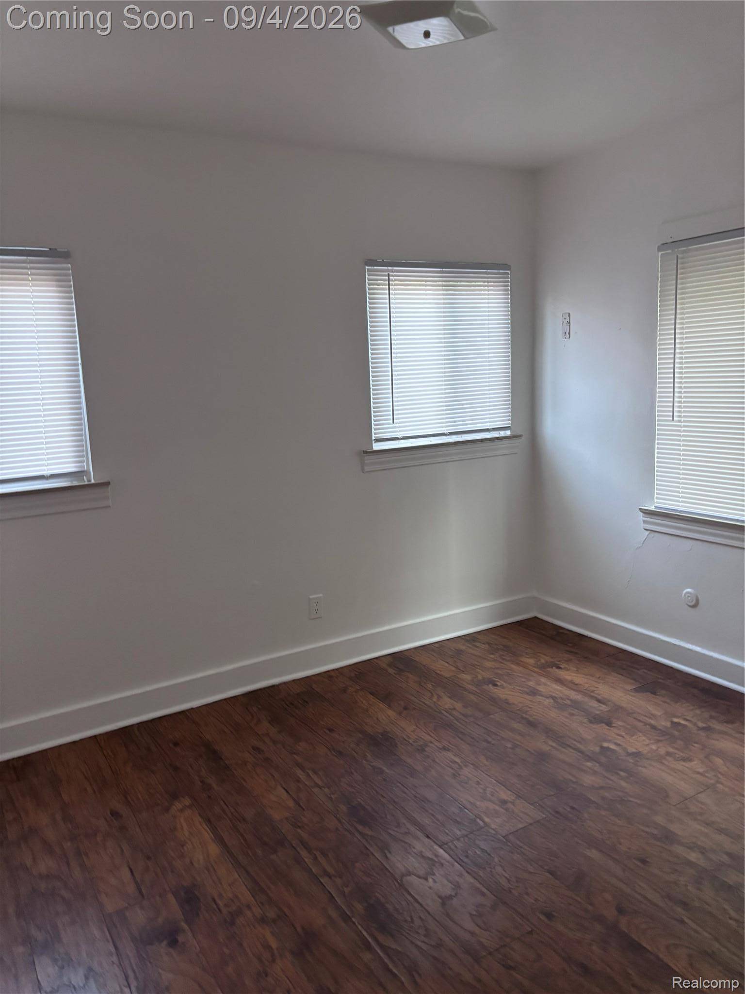 384 N Perry #1, Pontiac, MI 48342