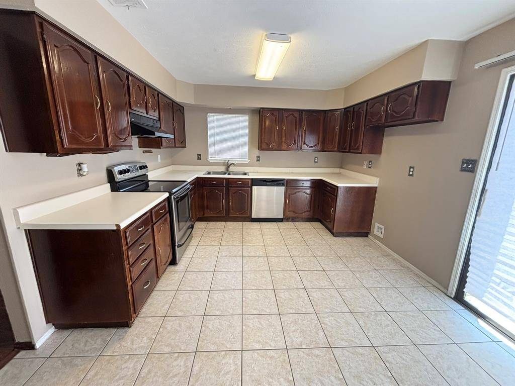 4121 Driscoll Drive, The Colony, TX 75056