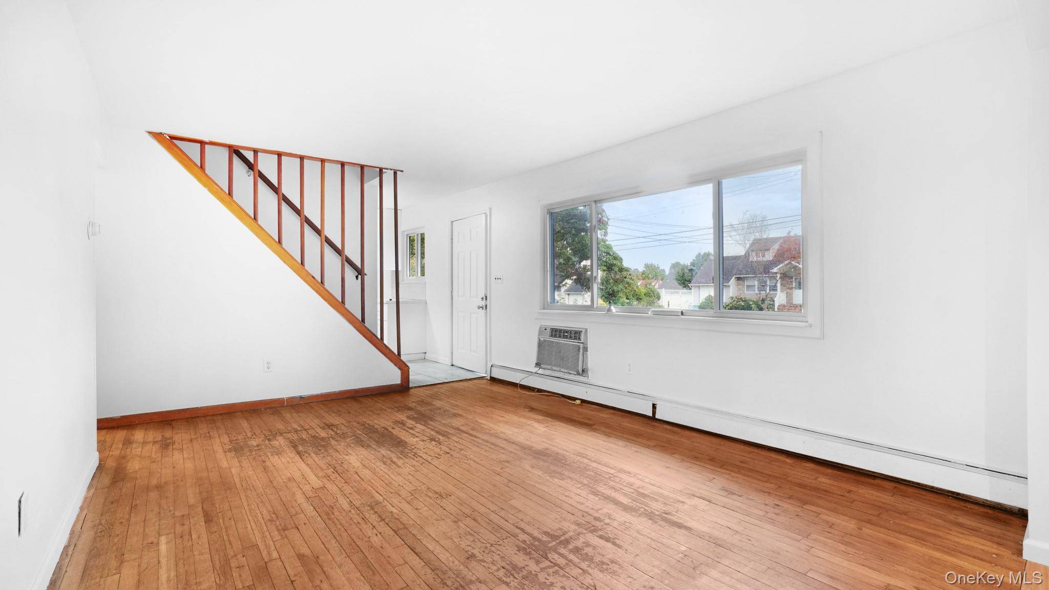 465 Clift ST, Central Islip, NY 11722