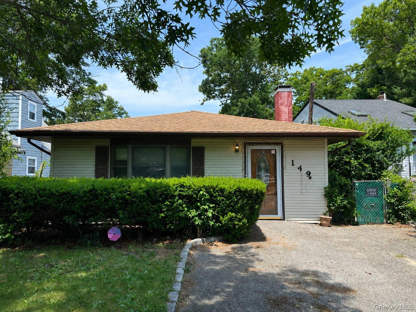 149 Southaven AVE, Mastic, NY 11950