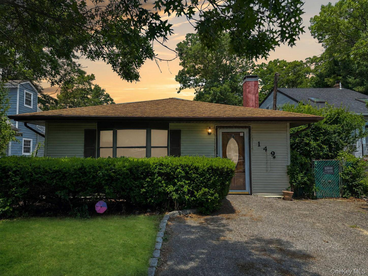149 Southaven AVE, Mastic, NY 11950