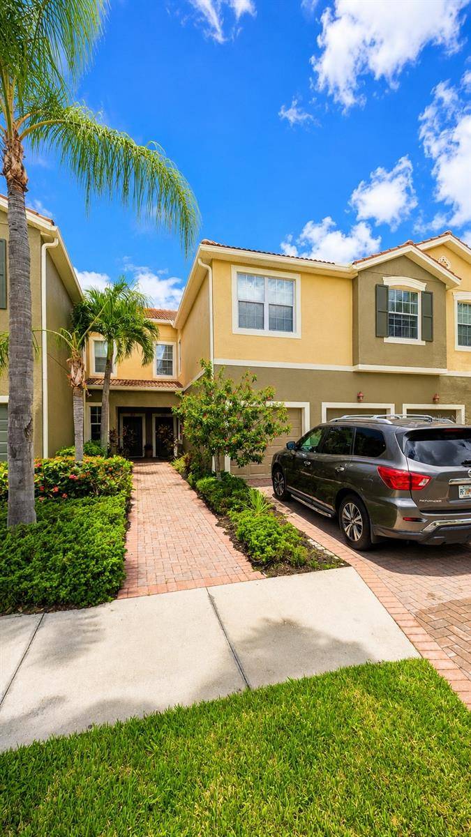 7915 MOONSTONE DR #26-105, Sarasota, FL 34233