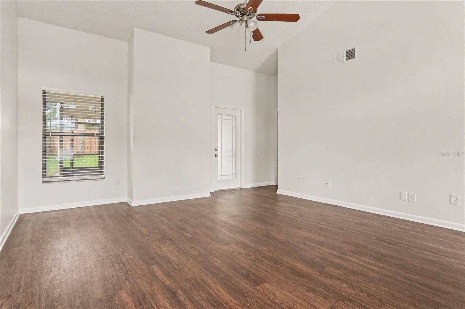 1097 COVINGTON ST, Oviedo, FL 32765