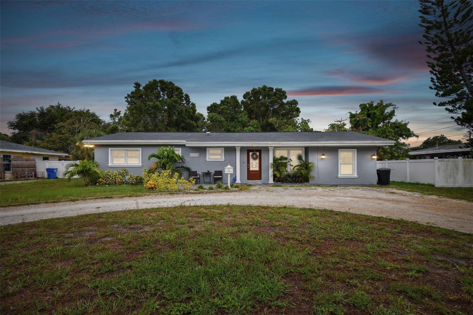 866 62ND AVE S, St Petersburg, FL 33705