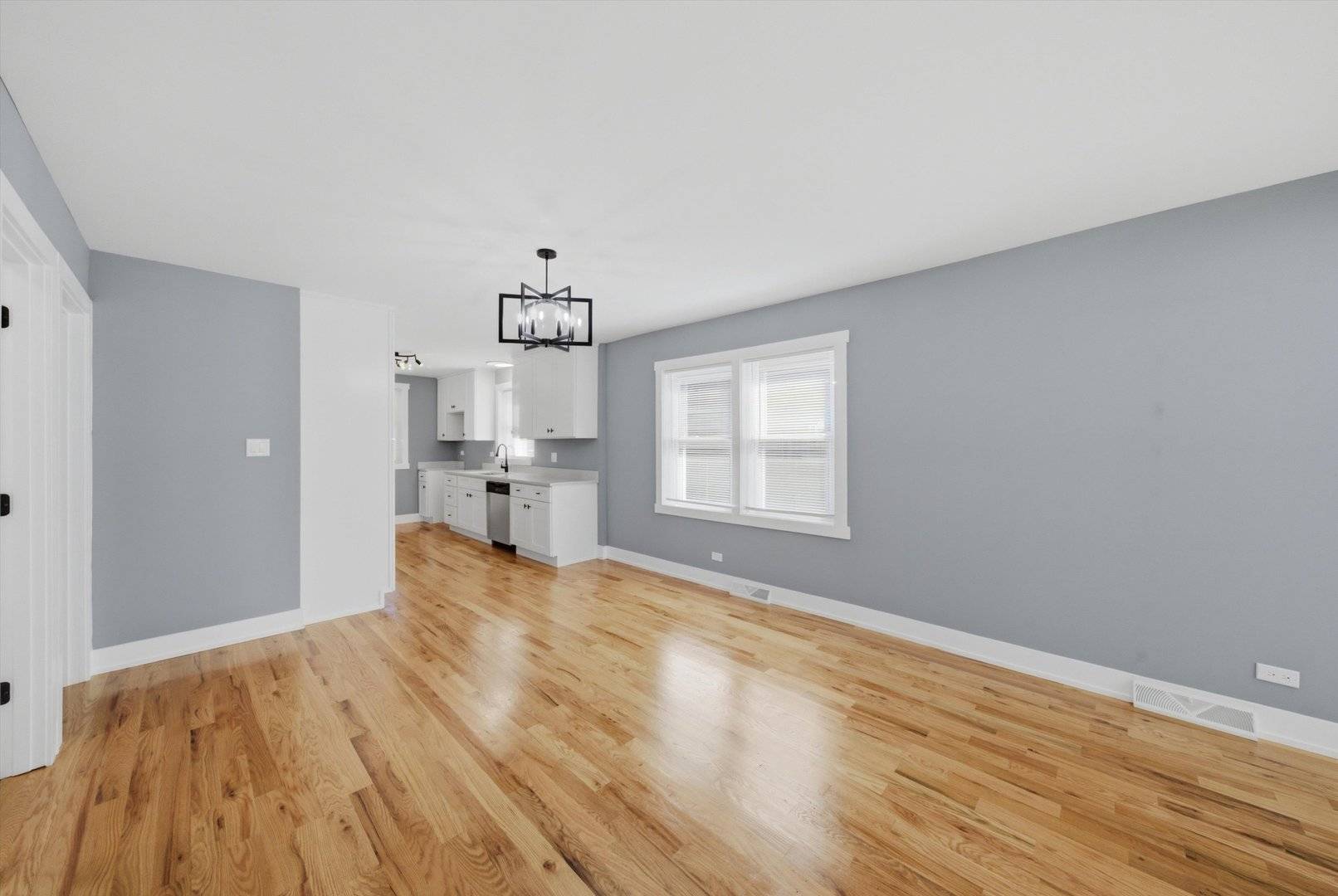 334 W 101st PL, Chicago, IL 60628