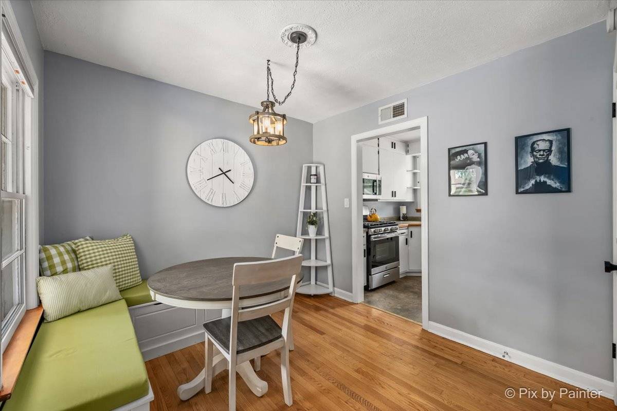 812 Hitchcock AVE, Lisle, IL 60532