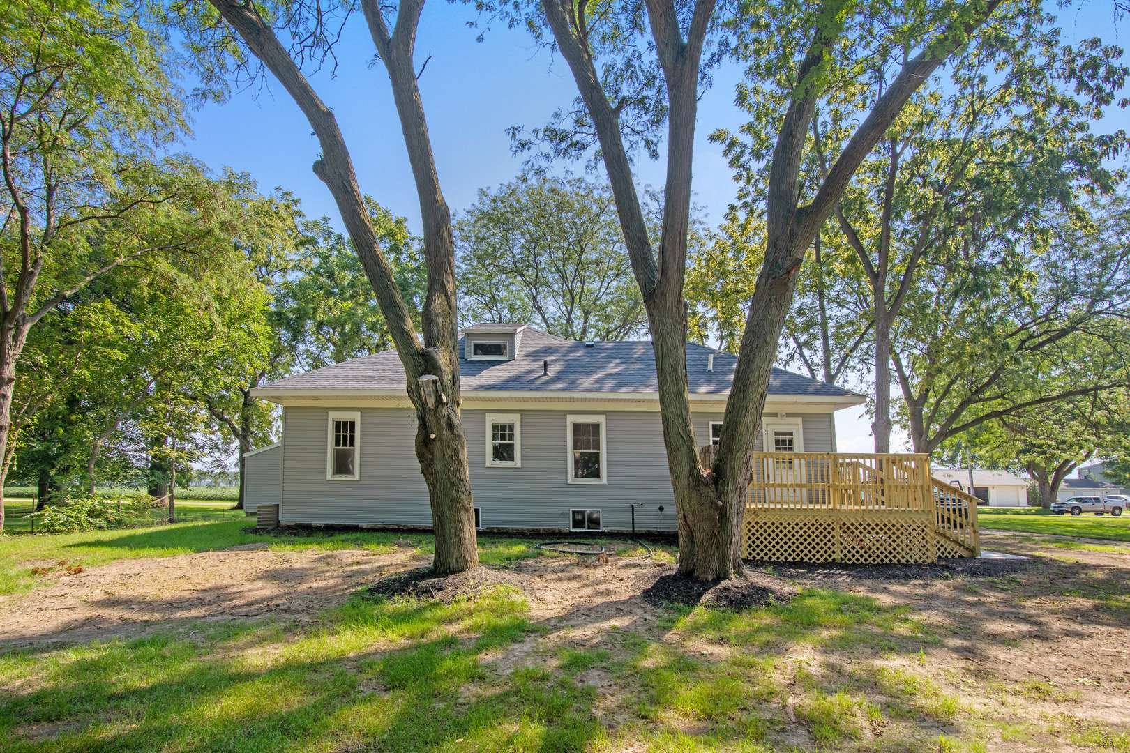 1353 Steward RD, Steward, IL 60553
