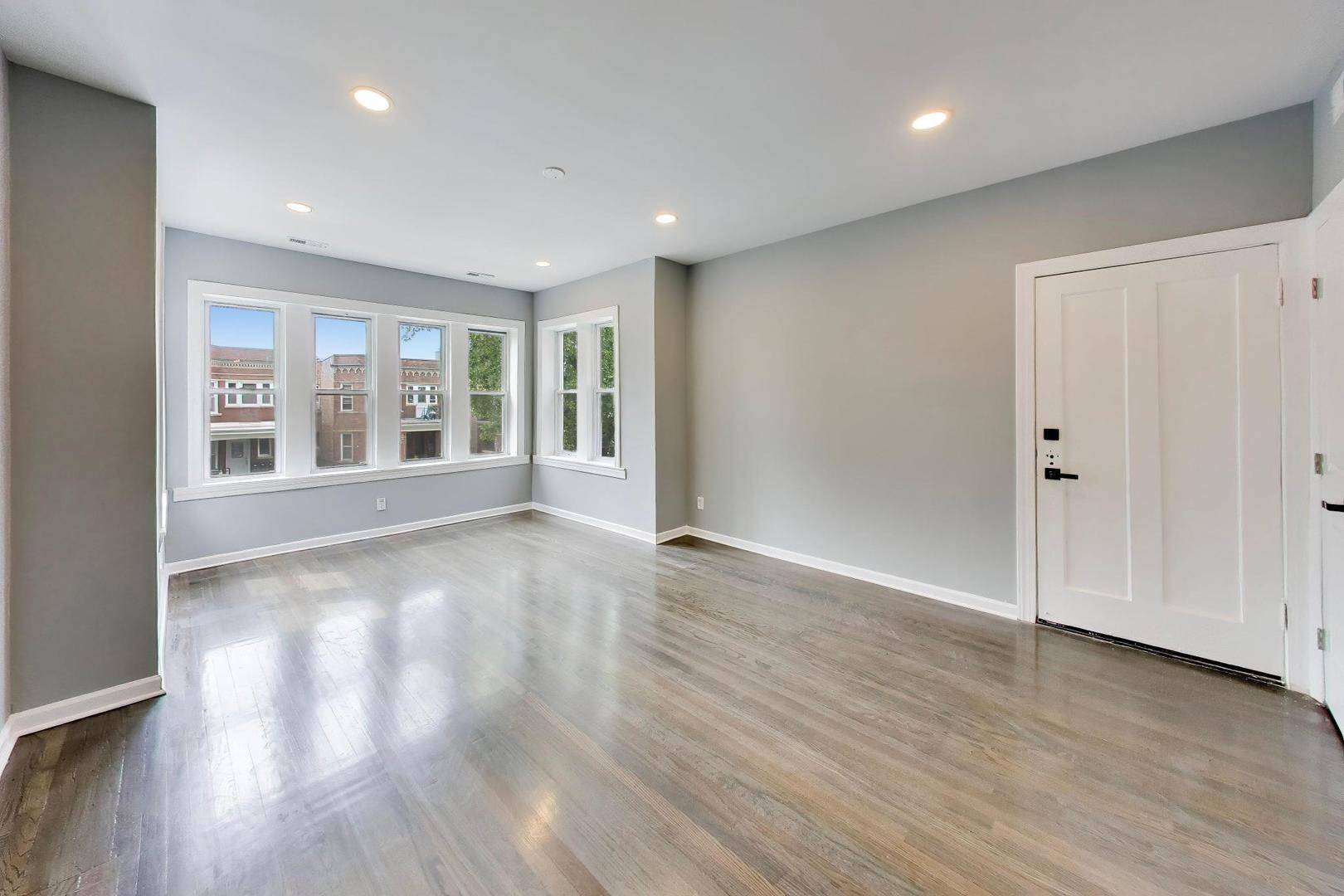 1051 N Massasoit AVE, Chicago, IL 60651