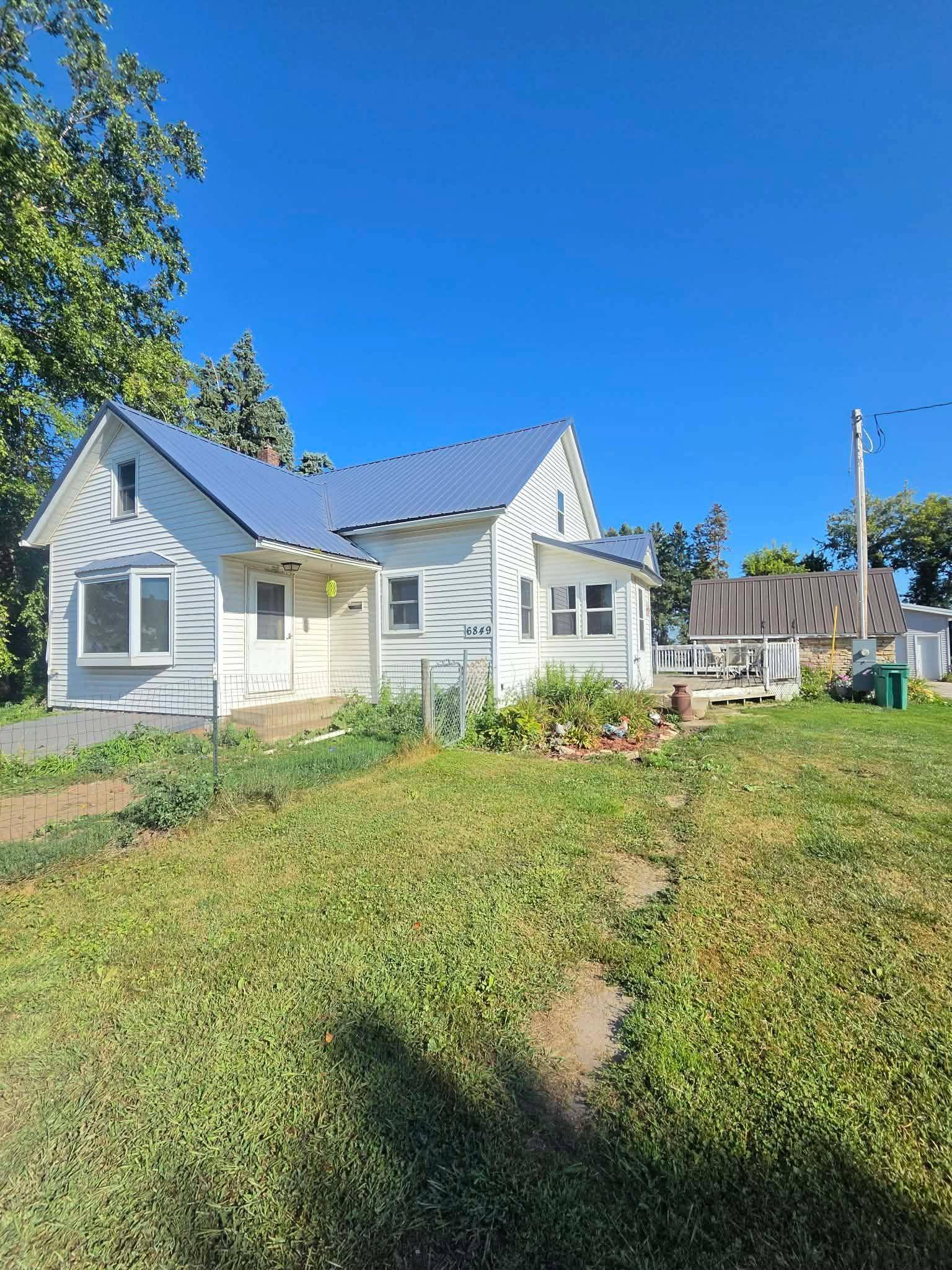 6849 247 HWY NE, Elgin, MN 55932