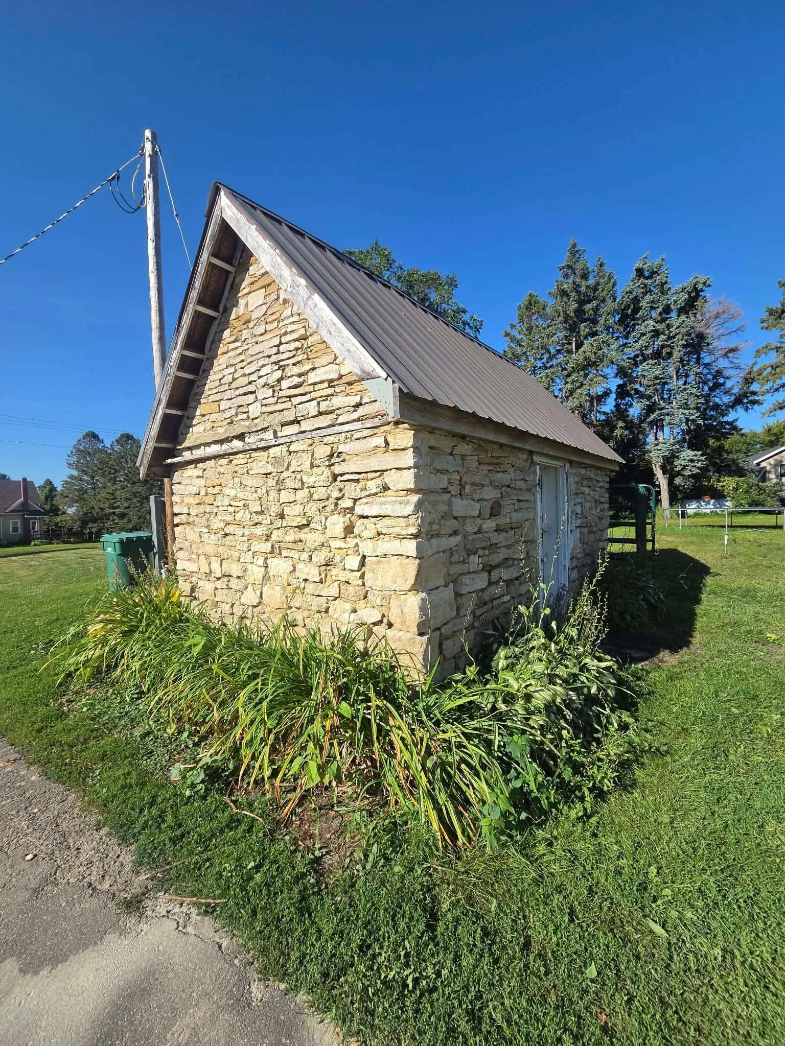 6849 247 HWY NE, Elgin, MN 55932