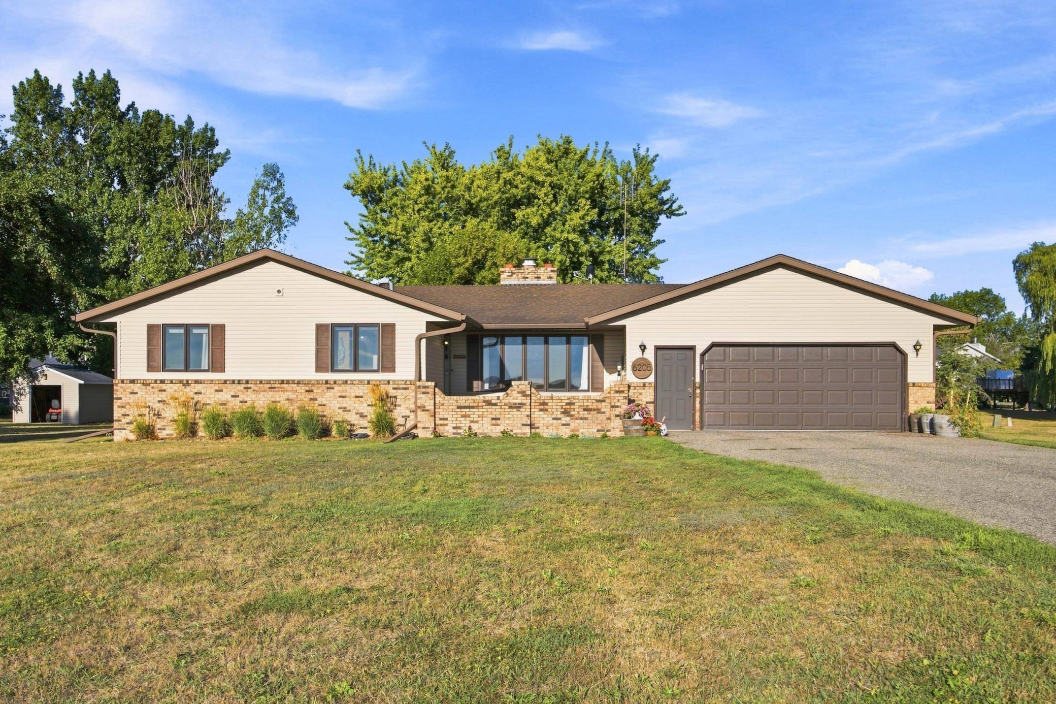 6205 Oakport ST N, Moorhead, MN 56560
