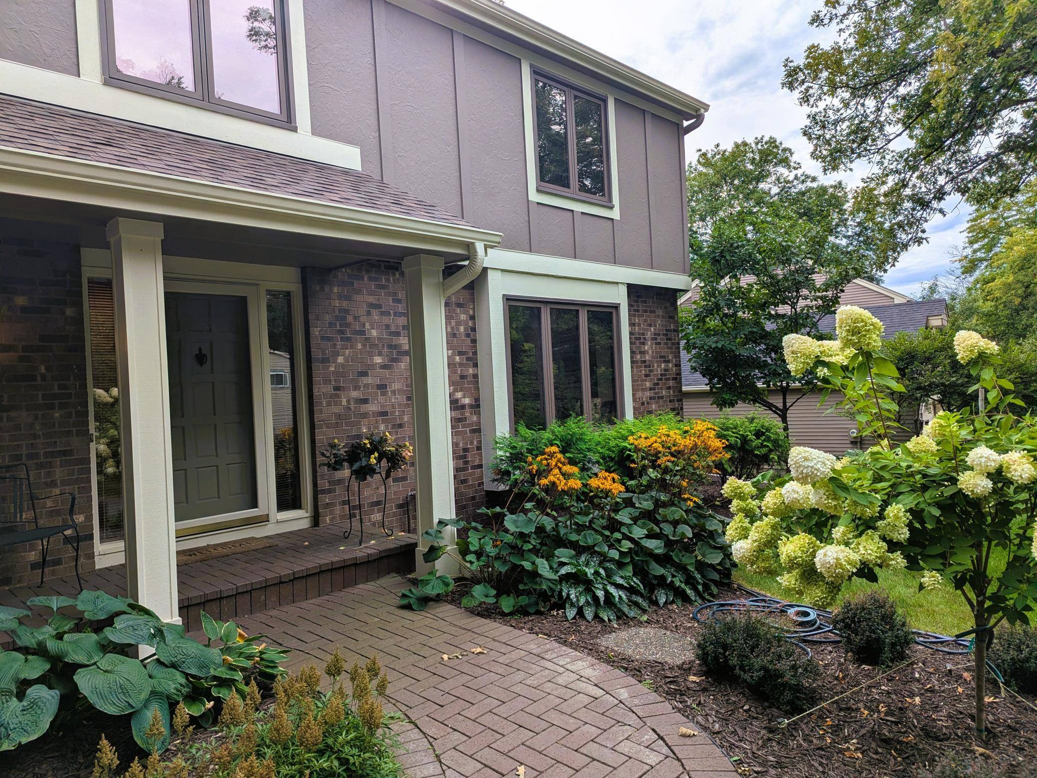 14985 Ironwood CT, Eden Prairie, MN 55346