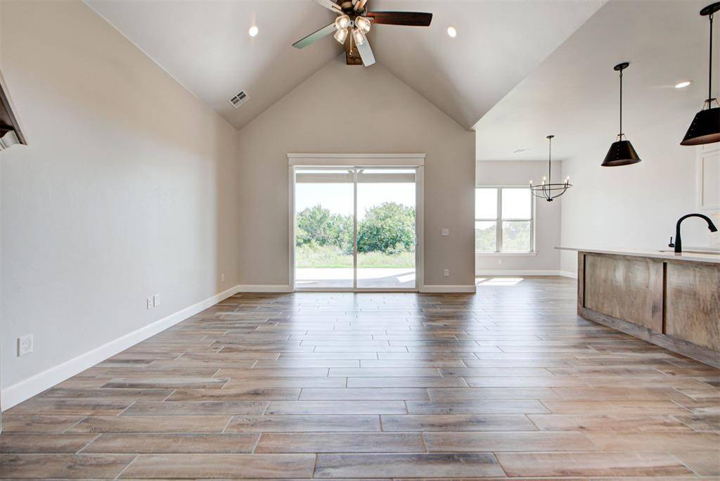 2003 Leo CT, Blanchard, OK 73010