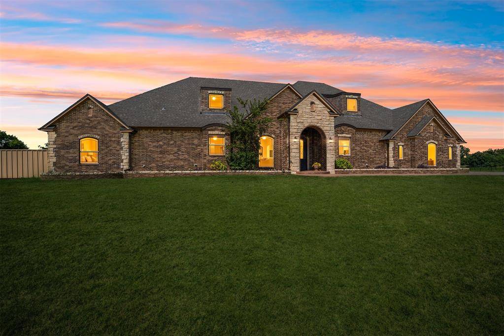 1611 N Morgan RD, Tuttle, OK 73089