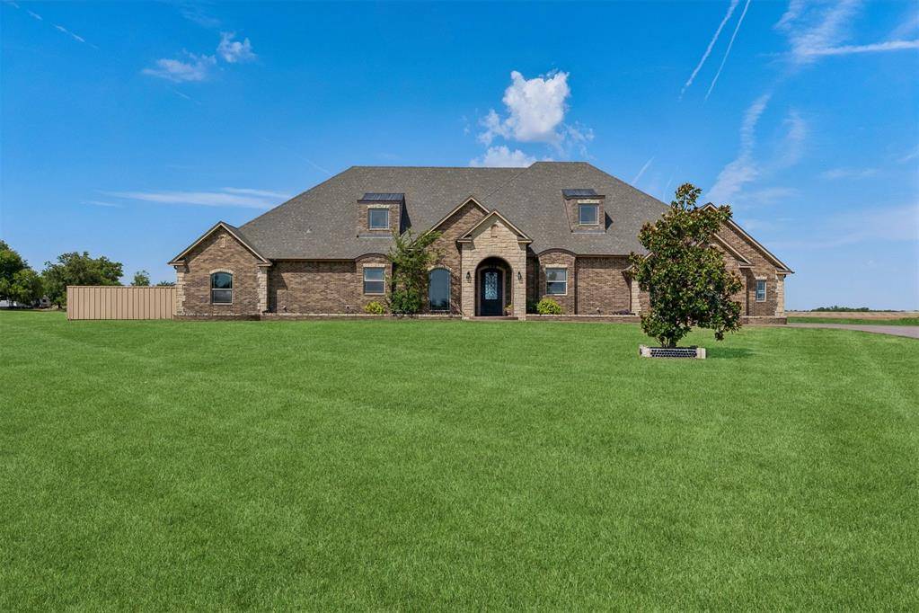 1611 N Morgan RD, Tuttle, OK 73089