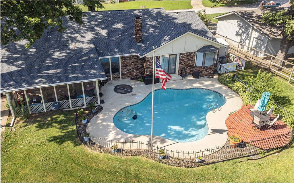 1109 Sherwood LN, Broken Arrow, OK 74011