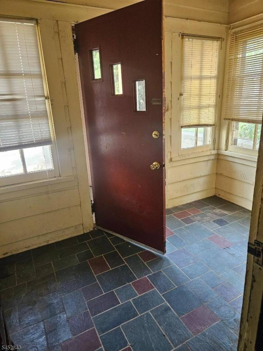 23 Elm St, West Orange Twp., NJ 07052