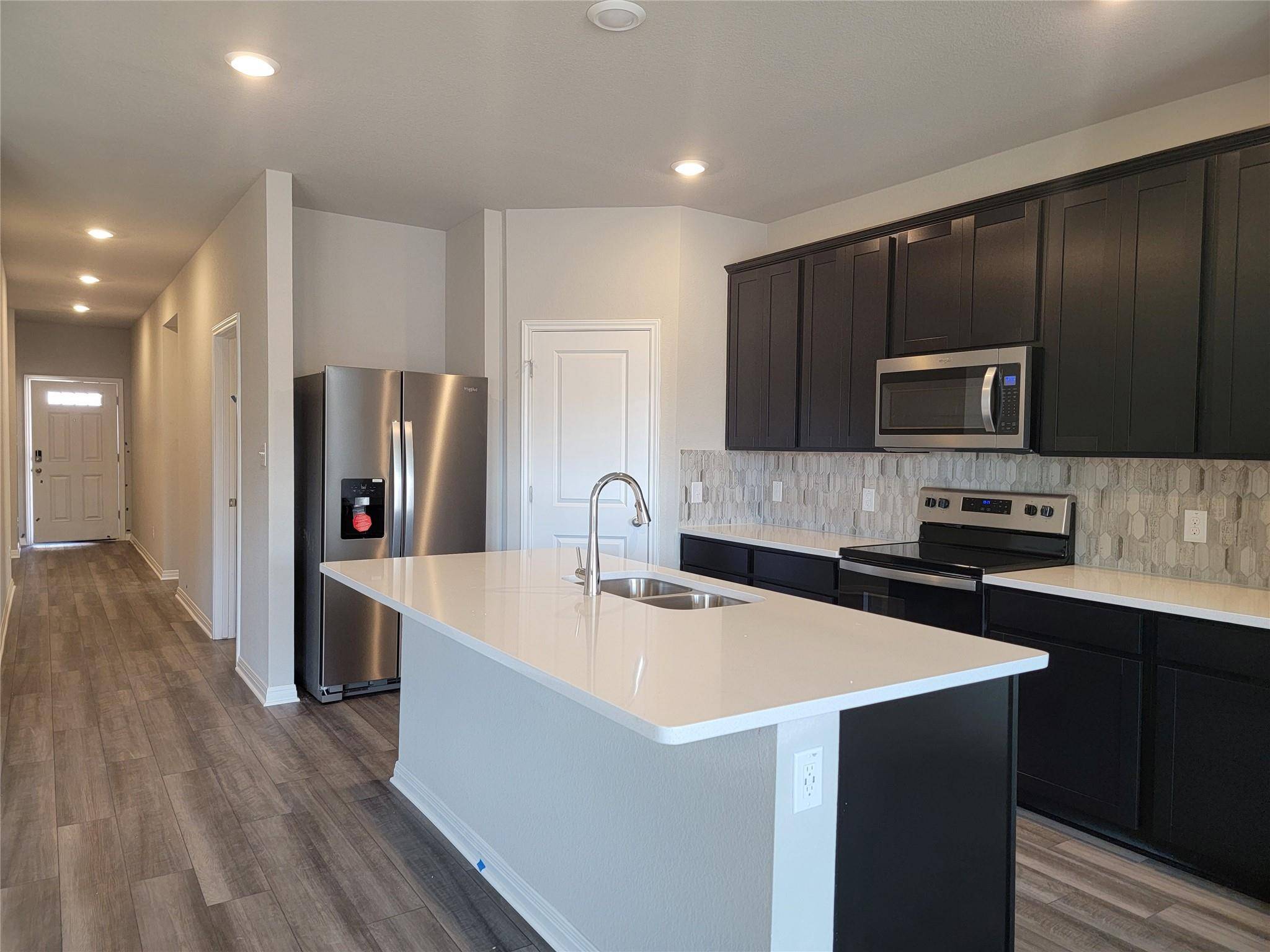 112 Capella WAY, Hutto, TX 78634