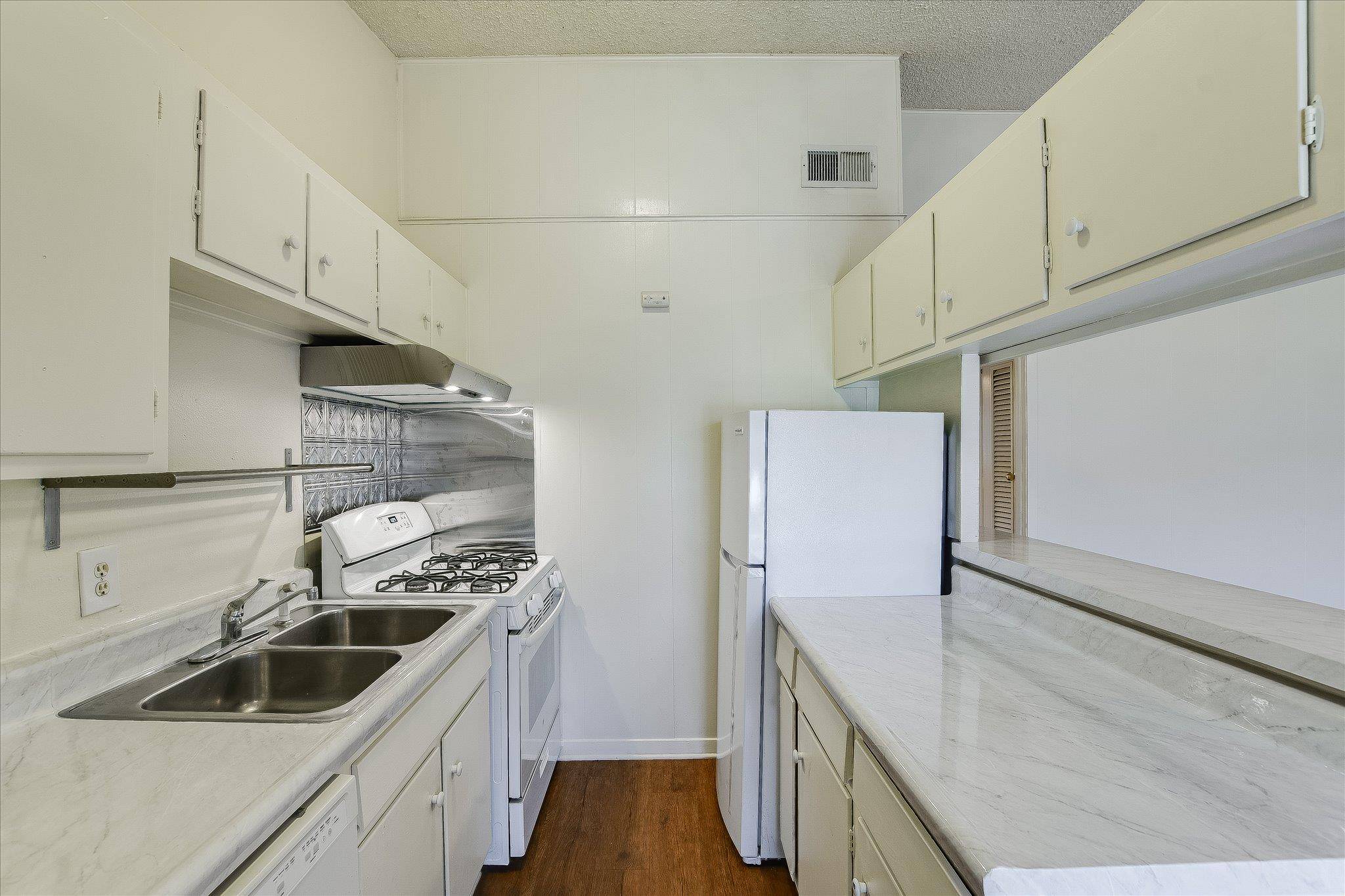 612 W 51st ST #102, Austin, TX 78751