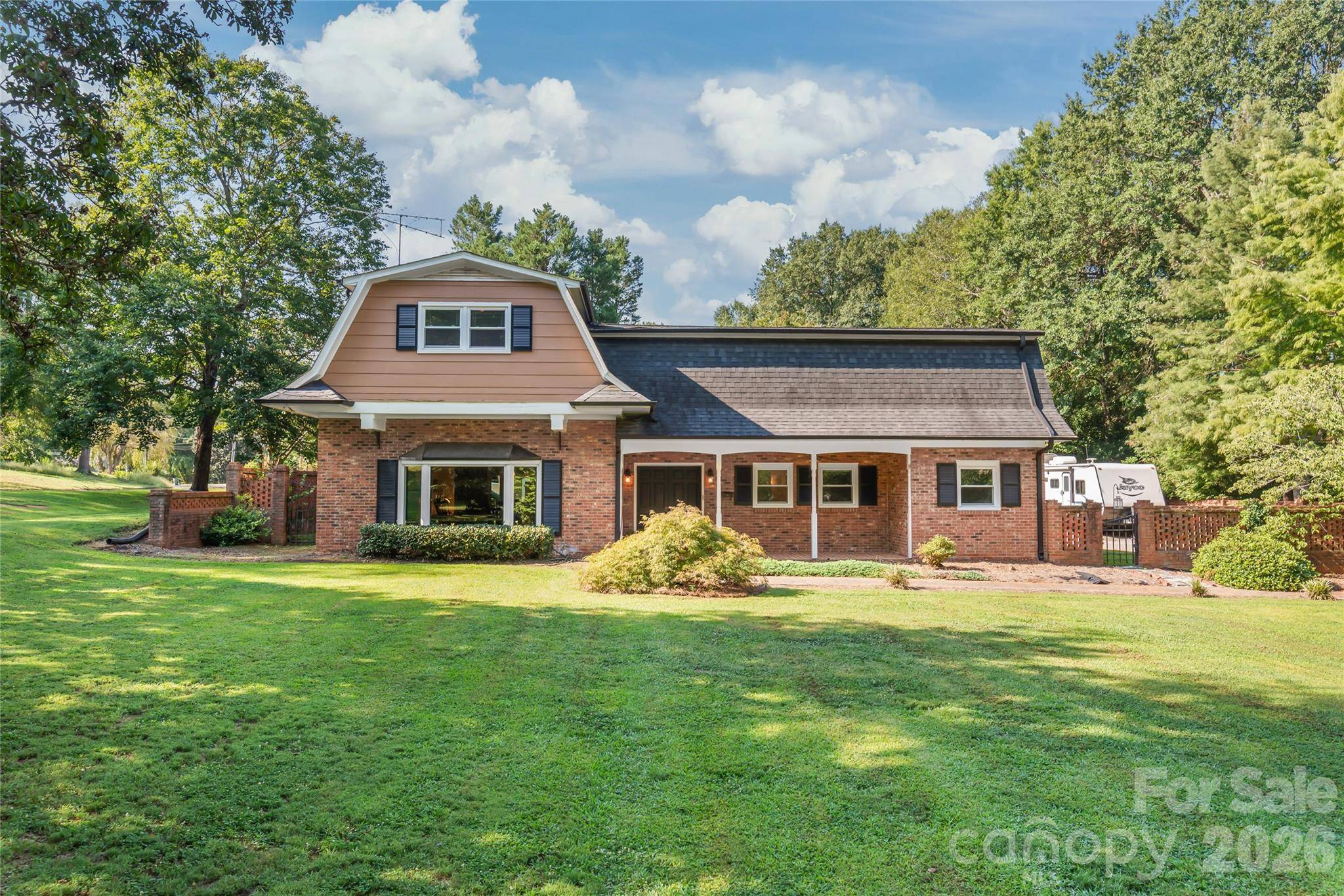 1339 Carmen LN, Gastonia, NC 28054