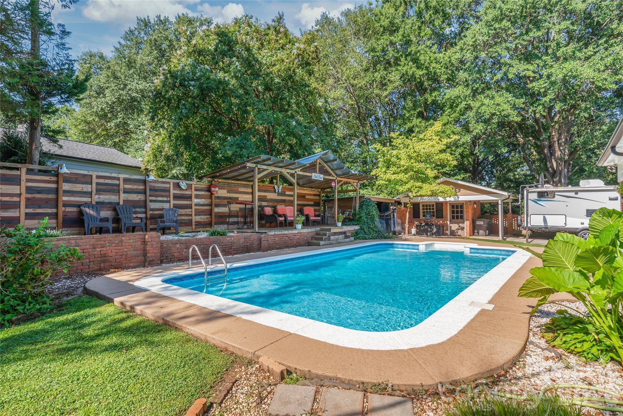 1339 Carmen LN, Gastonia, NC 28054