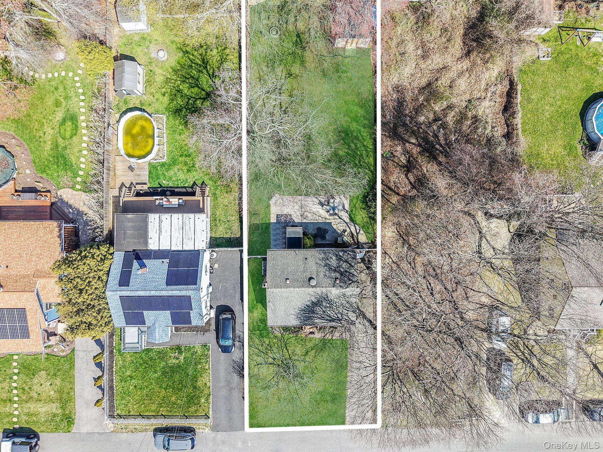 35 Thorburn AVE, Patchogue, NY 11772