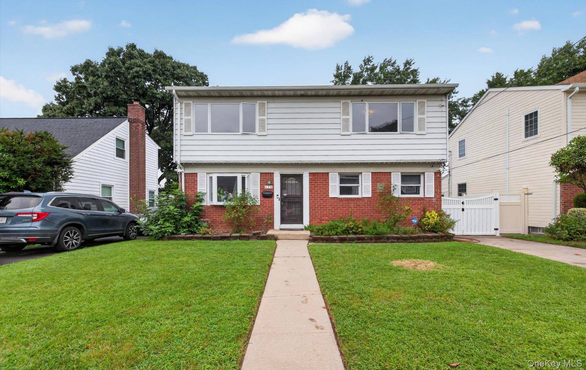 179 Sterling RD, Elmont, NY 11003