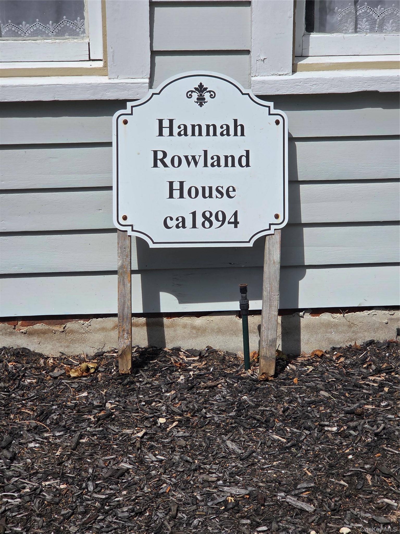 1 Gully Landing RD, Miller Place, NY 11764