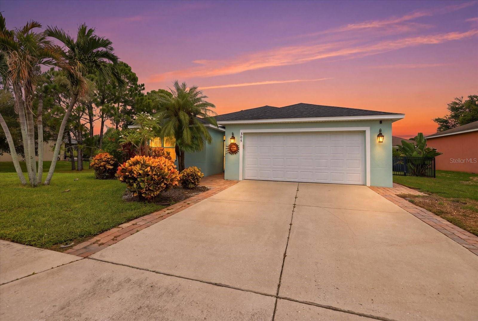 305 65TH AVE E, Bradenton, FL 34203