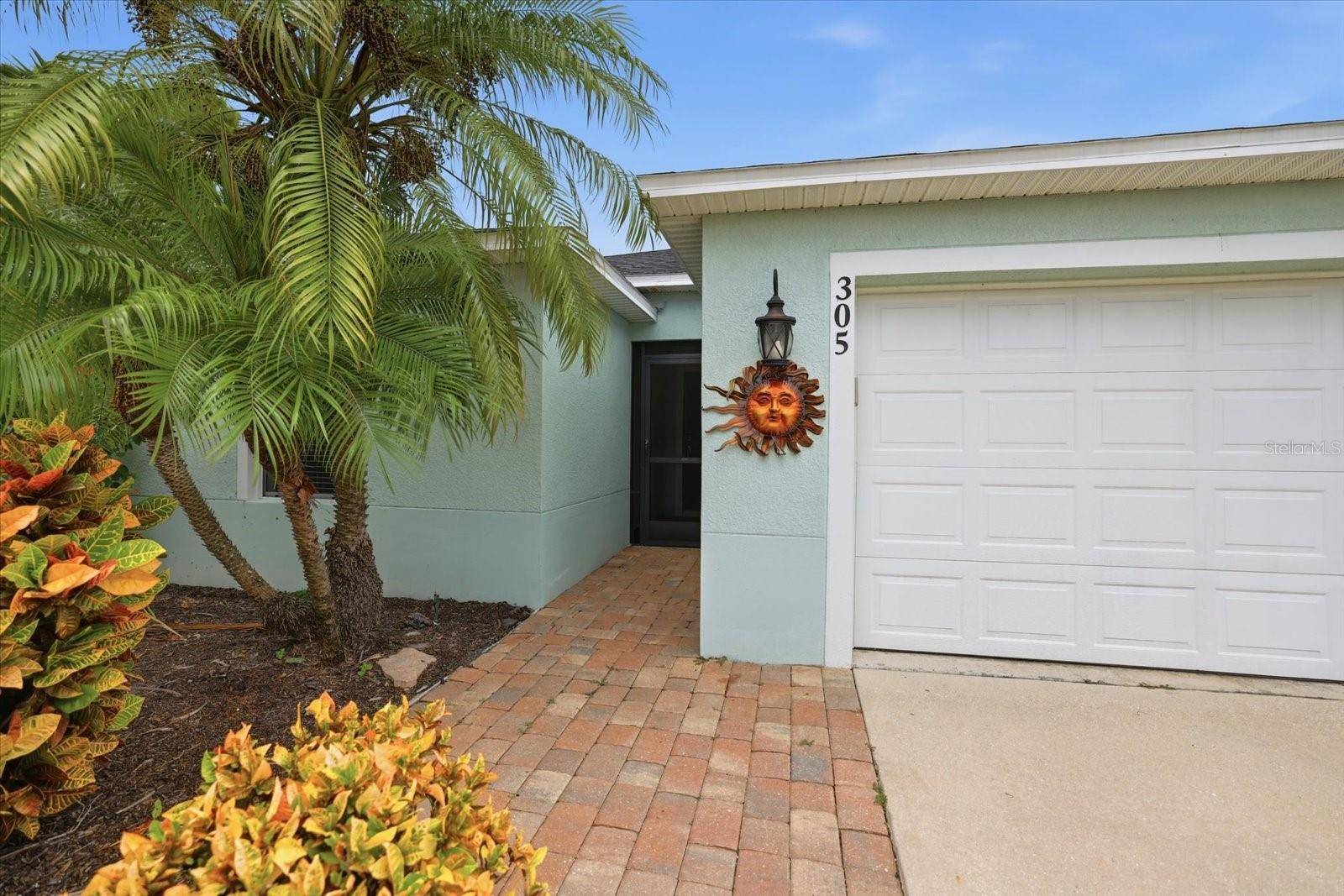 305 65TH AVE E, Bradenton, FL 34203