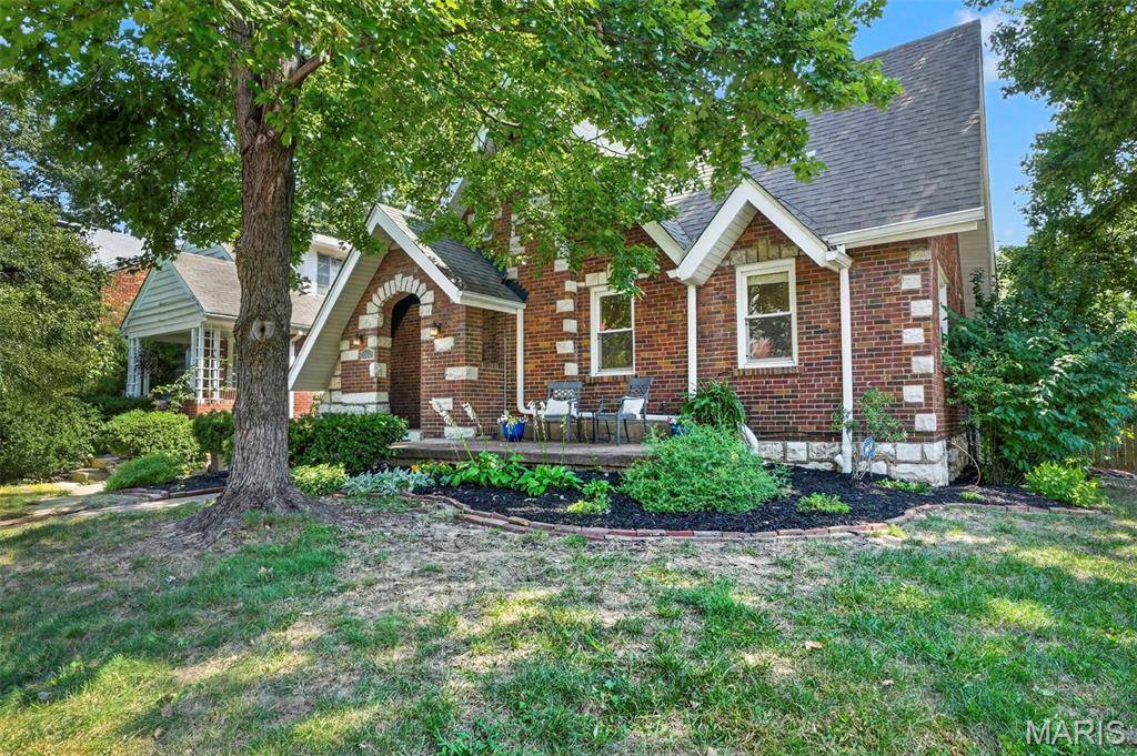 1060 Purdue AVE, University City, MO 63130