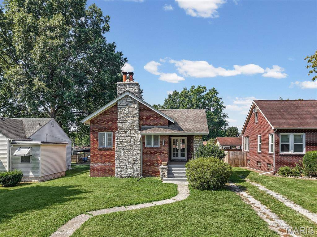 318 State ST, Belleville, IL 62220