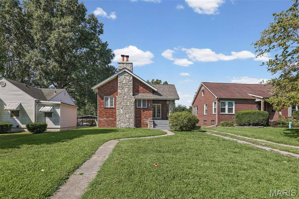 318 State ST, Belleville, IL 62220
