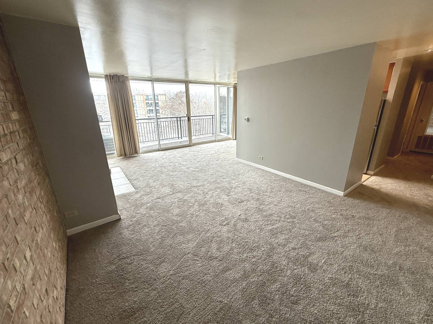 6010 Oakwood DR #5D, Lisle, IL 60532