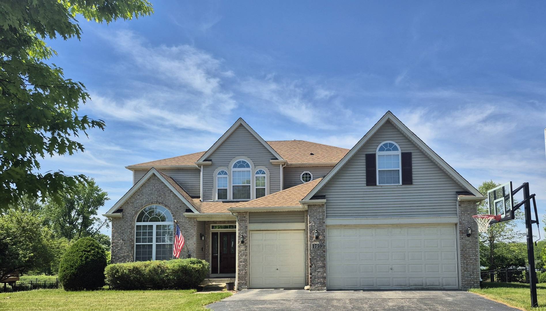 1759 NAPA SUWE LN, Wauconda, IL 60084