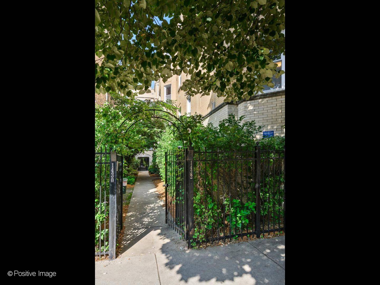 1430 N Maplewood AVE #201, Chicago, IL 60622
