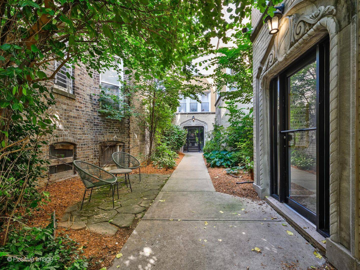 1430 N Maplewood AVE #201, Chicago, IL 60622